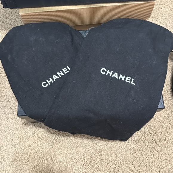 Chanel black Mary Jane style pumps - AUTHENTIC -size 39 European / 8 1/2 US - Picture 6 of 16